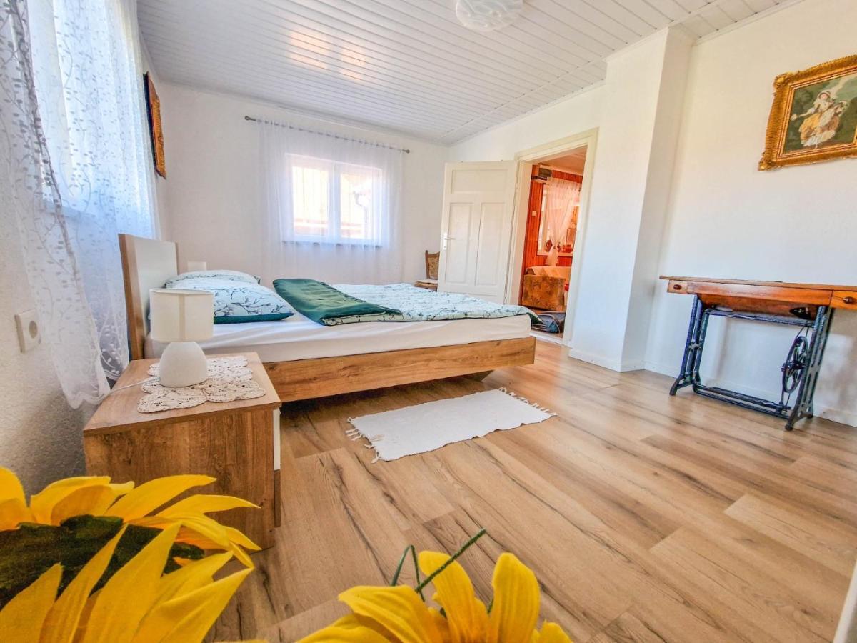 Holiday House Rukavina Donje Pazariste Bagian luar foto